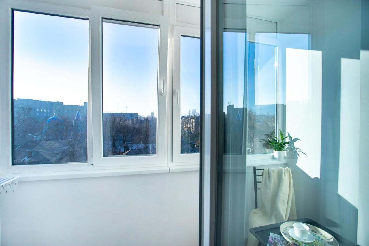 Студия Luxury В Центре Mykolajiv Buitenkant foto