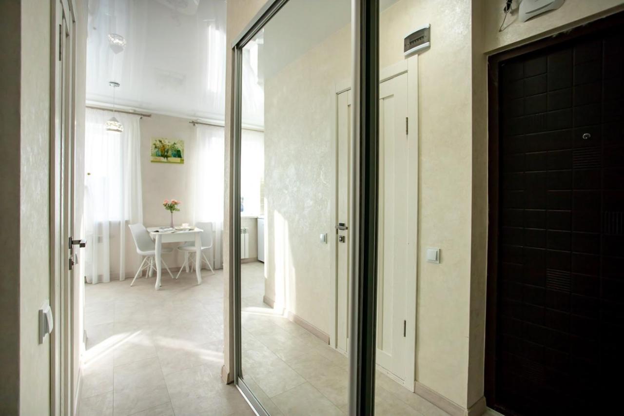 Студия Luxury В Центре Mykolajiv Buitenkant foto